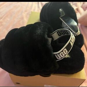 COPY - ugg fluff yeah slides